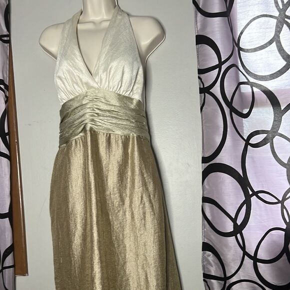 Jones New York, gold metallic halter dress size 10 petite - Picture 5 of 13
